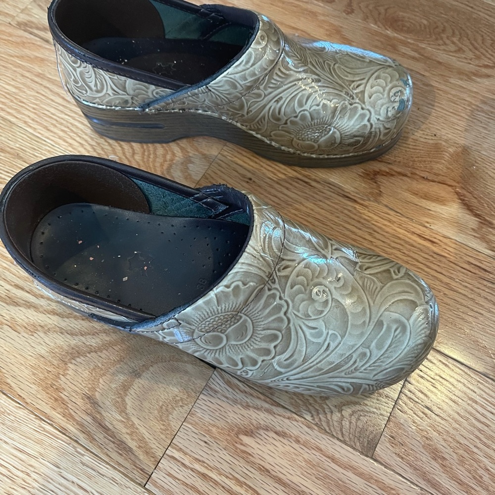 Dansko shoes